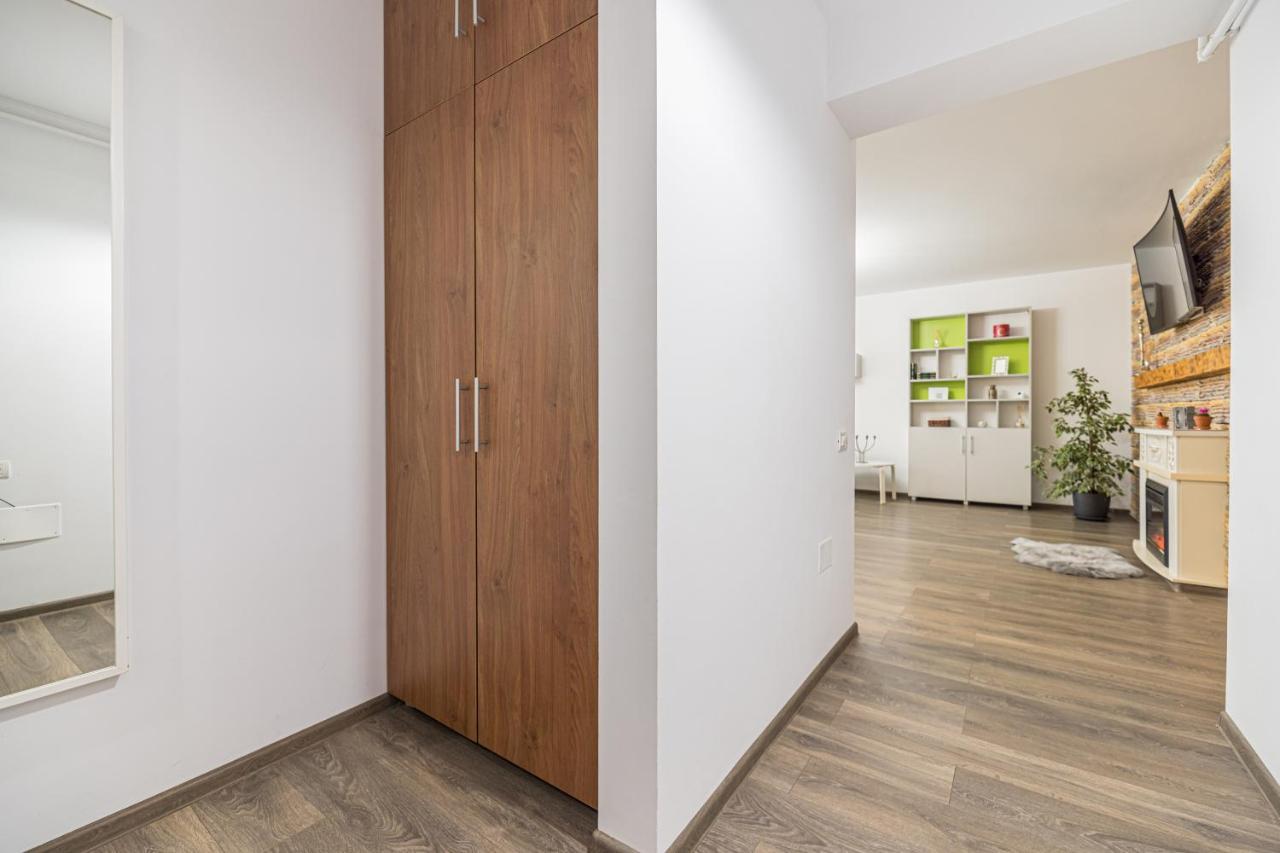 Apartament 2 Camere Narcis Braşov Extérieur photo