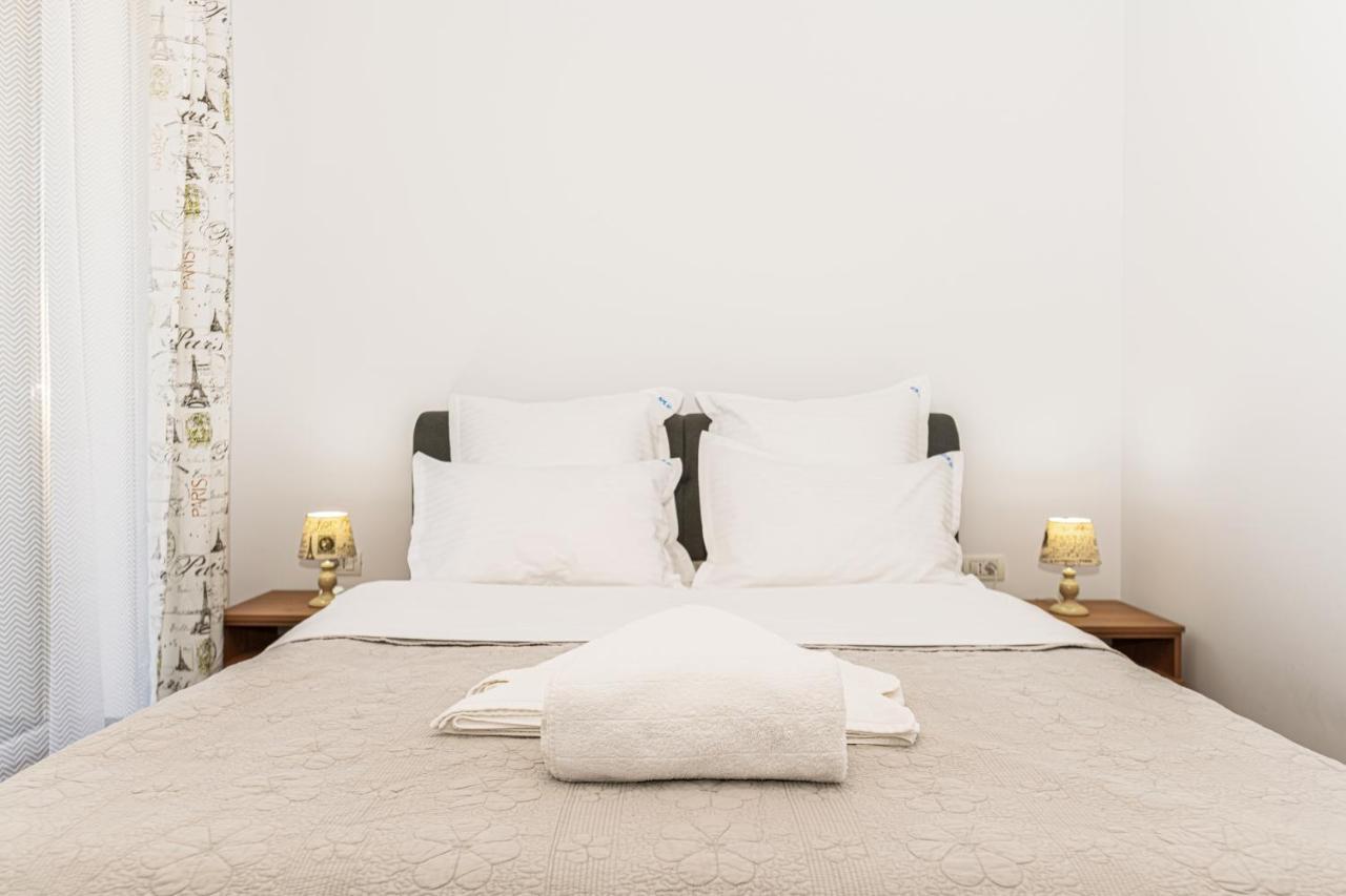 Apartament 2 Camere Narcis Braşov Extérieur photo